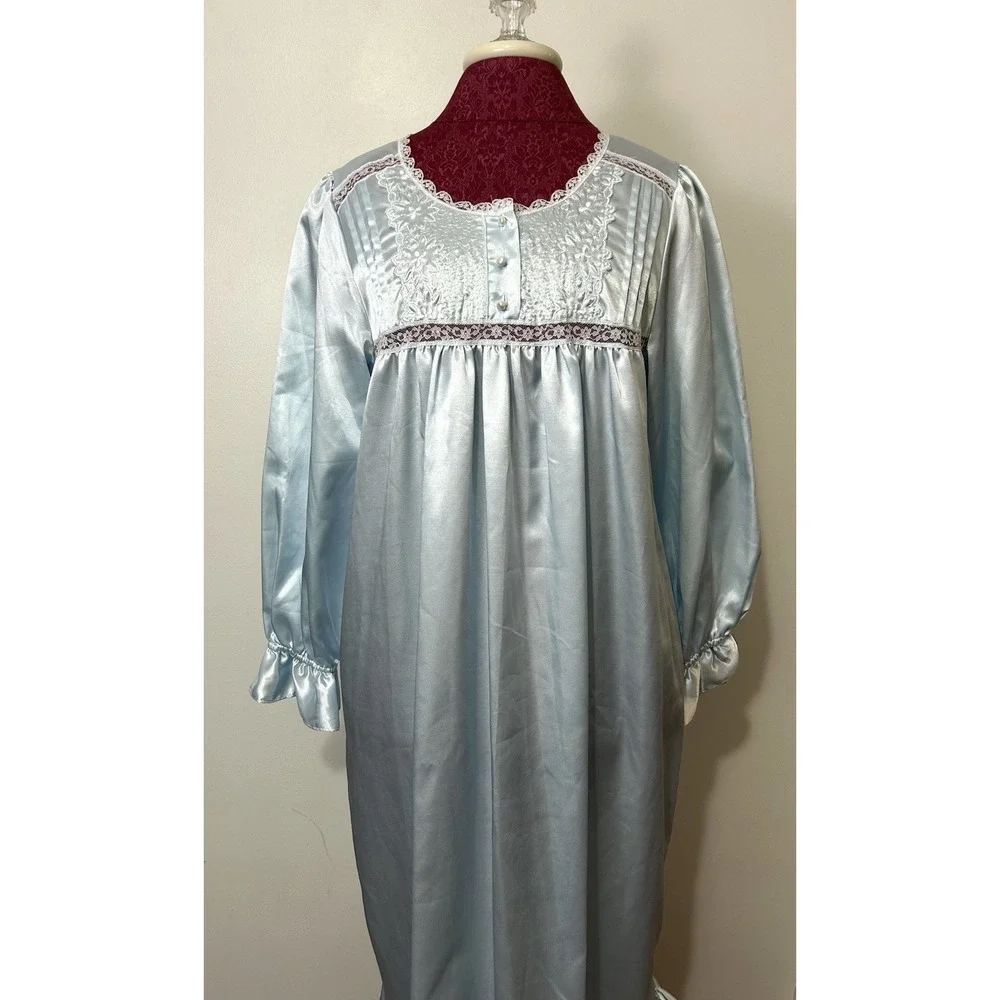 Partners Intimates Nightgown Medium Blue Lace Embroidered Victorian Grannycore